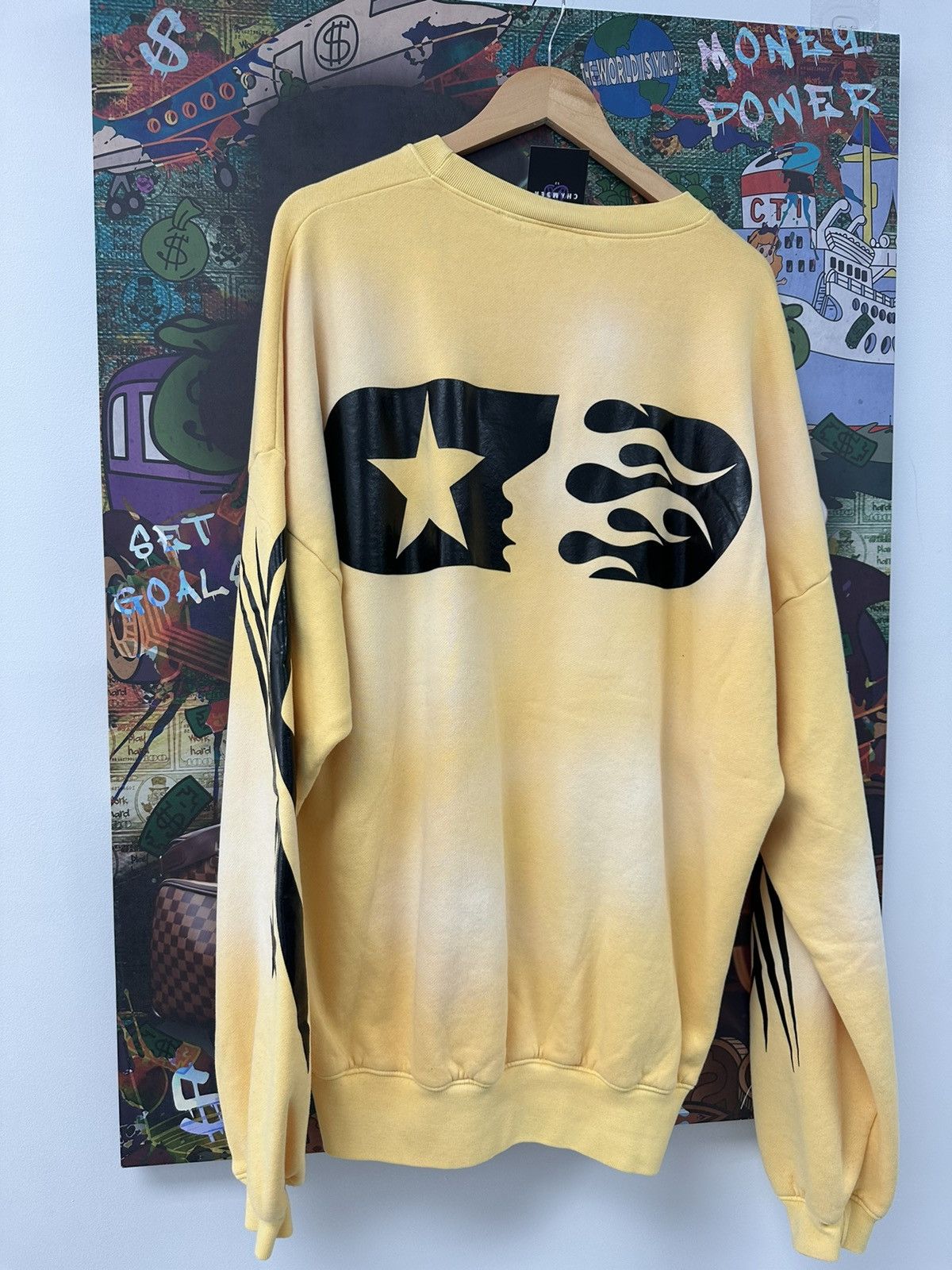 HELLSTAR Hellstar Classic Crewneck Yellow Size US M / EU 48-50 / 2 - 3 Thumbnail