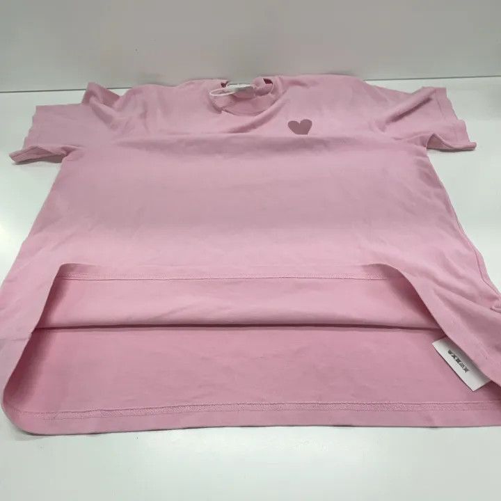 AMI AMIPARIS Pink Heart Logo Short Sleeve T-Shirt -2507 Size US S / EU 44-46 / 1 - 4 Thumbnail