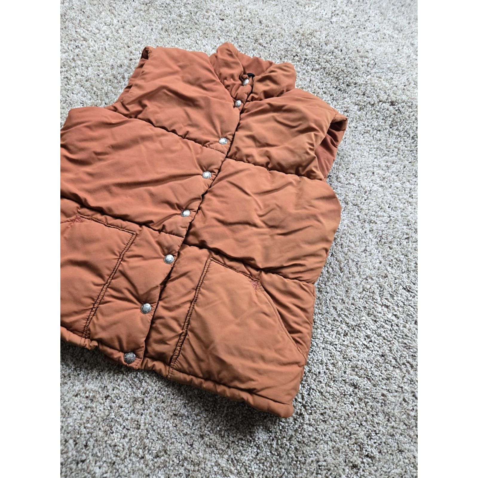 The North Face VINTAGE The North Face Vest Womens L Brown Quilted Puffer Snap USA Made 70s Size L / US 10 / IT 46 - 2 Thumbnail
