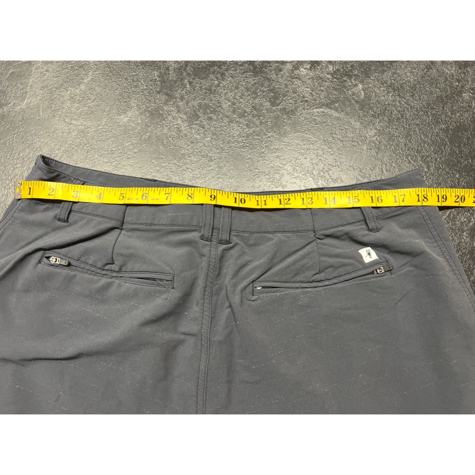 Vintage VINTAGE Toes On The Nose Shorts Chino Mens 38 Gray Flat Front Nylon Blend 8" Inseam Pants Size US 38 / EU 54 - 3 Thumbnail