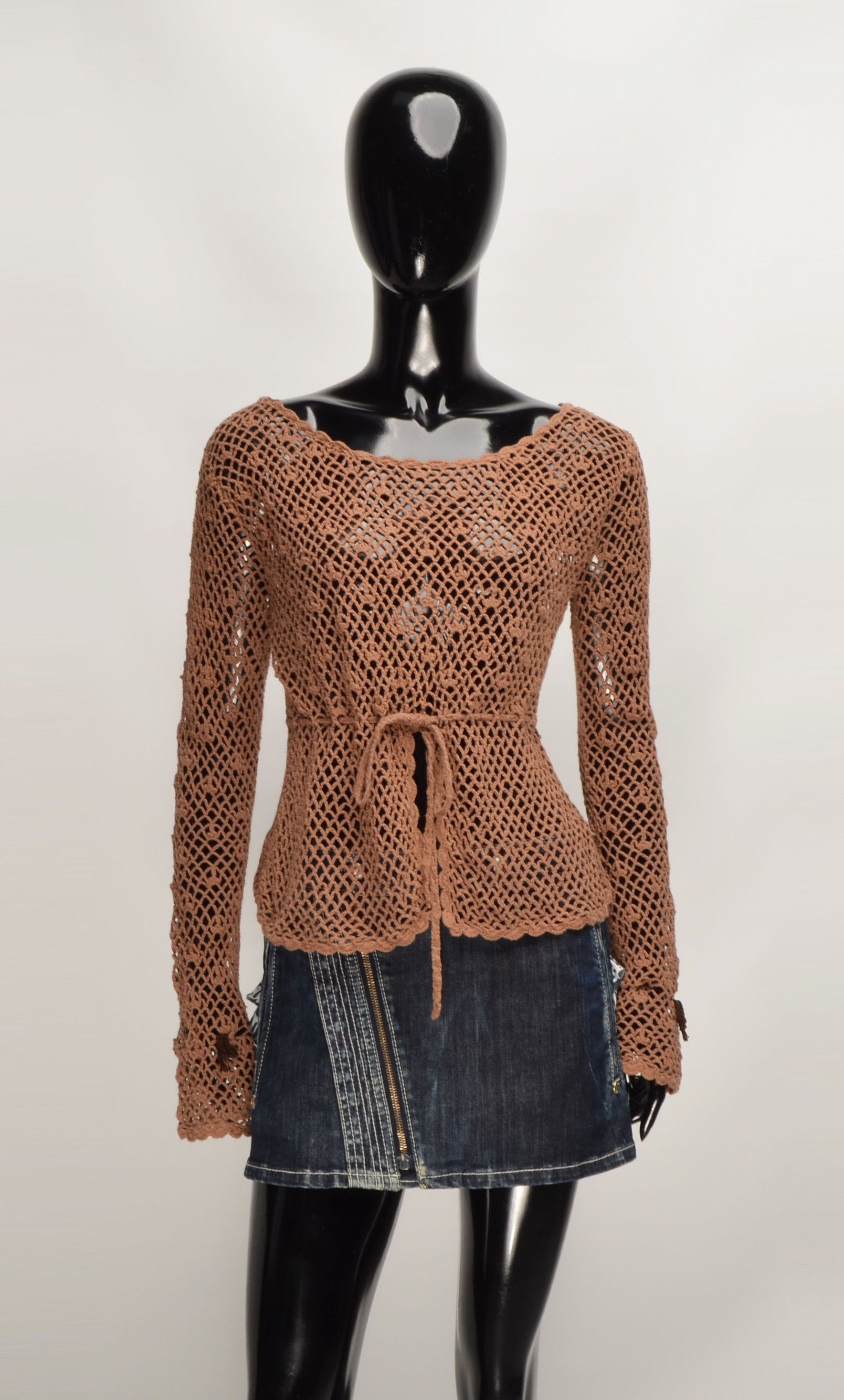 Designer Yes or No Crochet Knit Boat Neck Cottage Long Sleeve Tan Top Size M / US 6-8 / IT 42-44 - 1 Thumbnail
