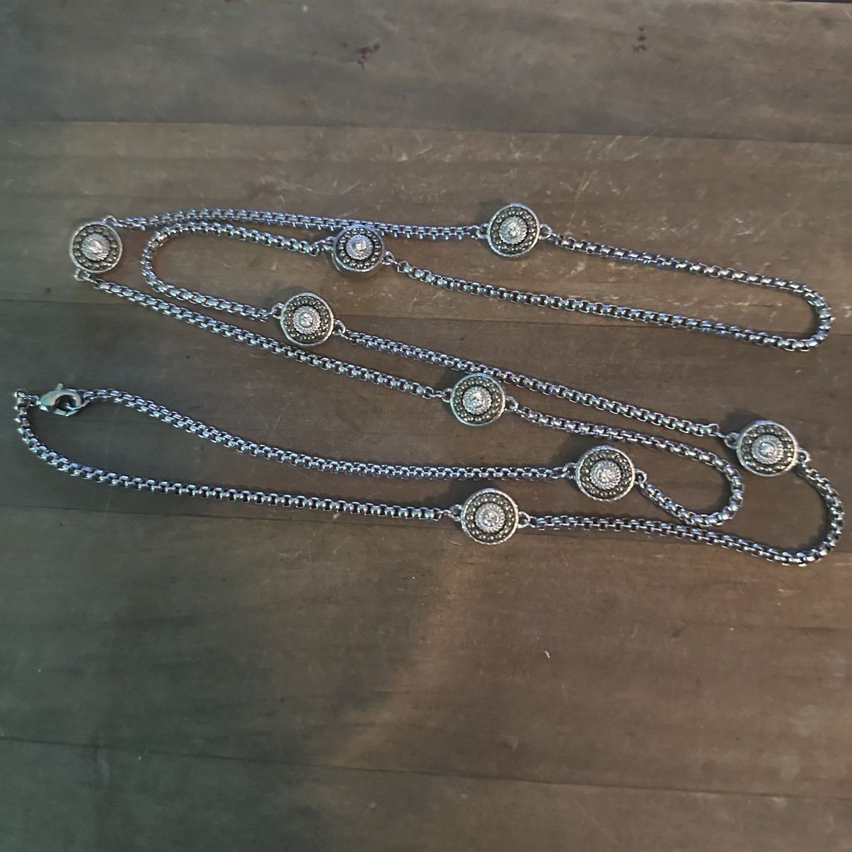 Other Long stationed rhinestone discs box chain necklace Size ONE SIZE - 2 Thumbnail