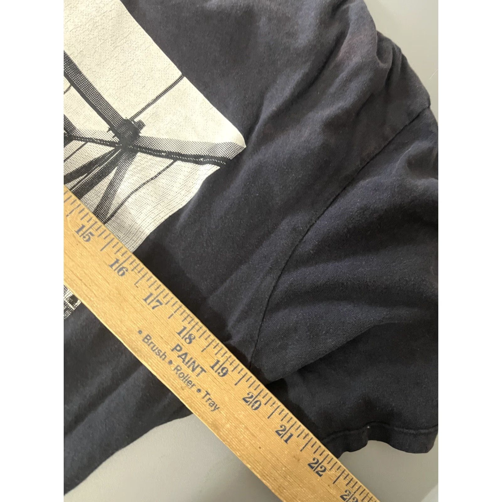 Nike Nike Dri-Fit Tee Adult Large Black Short Sleeve Crewneck T-shirt Solid Size US L / EU 52-54 / 3 - 5 Thumbnail