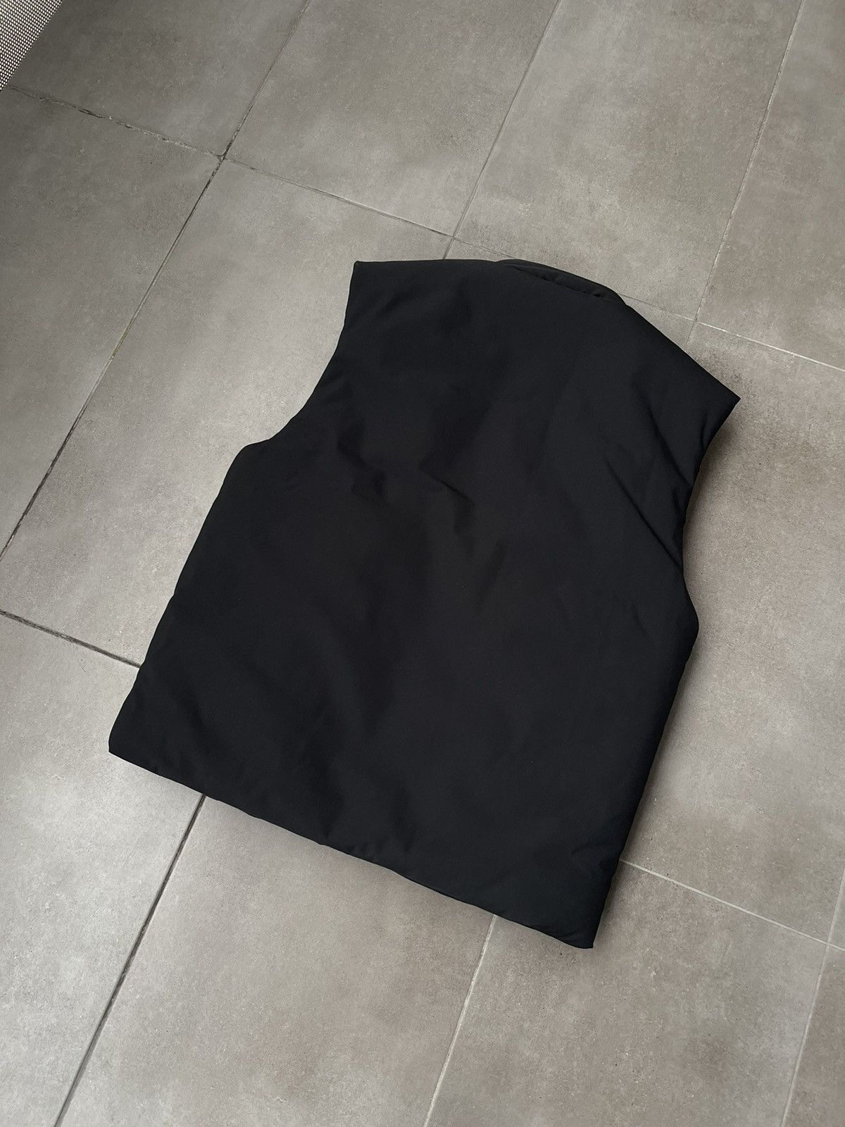 Han Kjobenhavn !DS! FW22 Han Kjobenhavn Black Padded Vest Size US XL / EU 56 / 4 - 17 Thumbnail