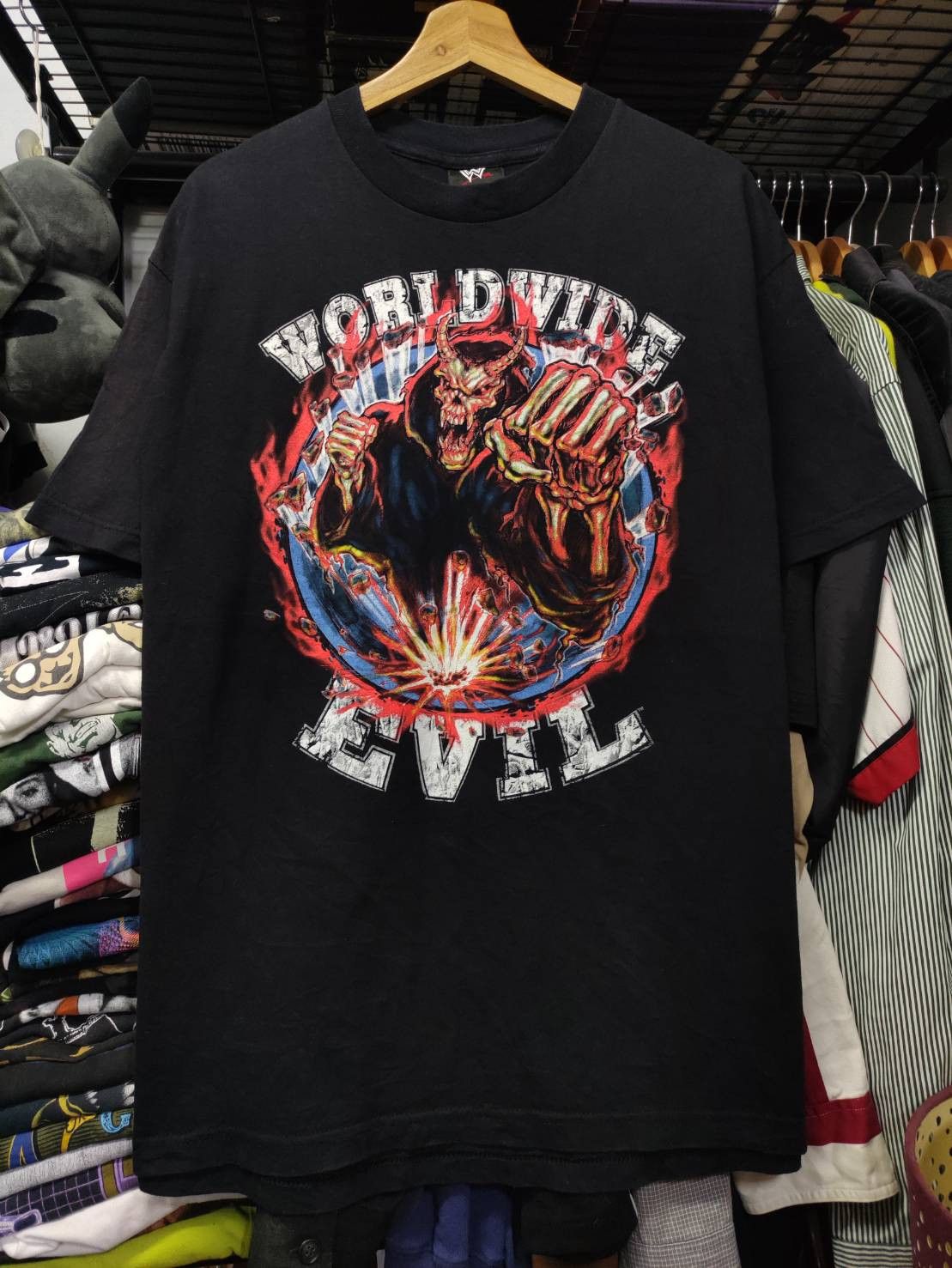 WWE Vtg 00's Undertaker " Big Evil Pain " World Tour USA T-Shirt Size US L / EU 52-54 / 3 - 3 Thumbnail