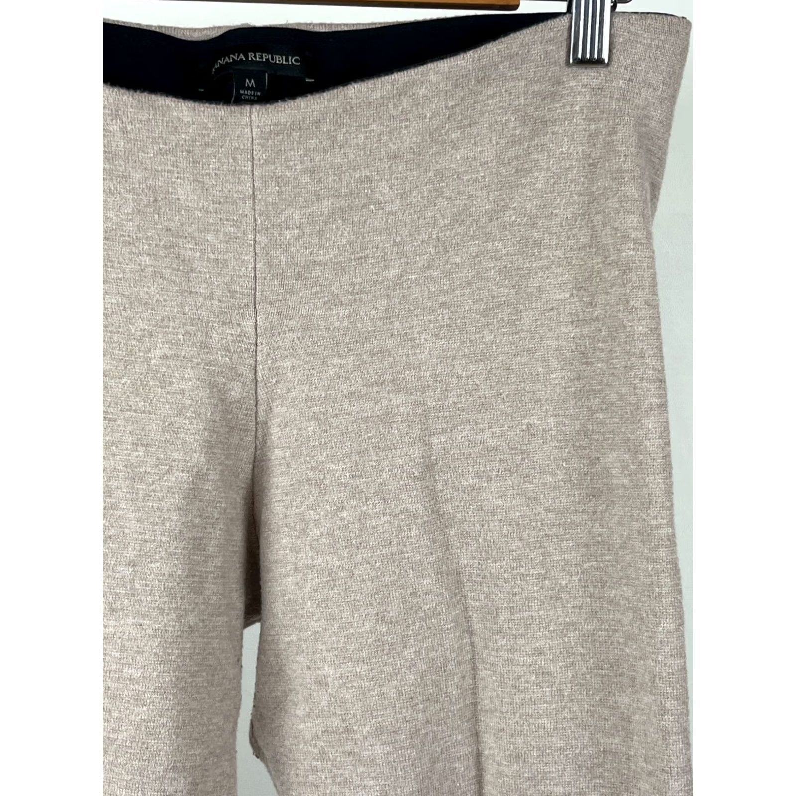 Banana Republic Banana Republic Pants Womens Medium Beige Pull On Knit Ankle Slim Leg Stretch Size 32" / US 10 / IT 46 - 2 Thumbnail