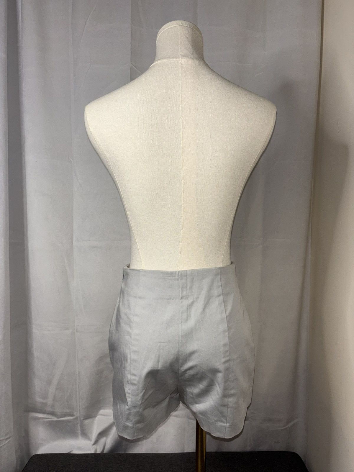 Bebe Bebe Classic Women’s Shorts Light Mist Size 0 VNDS Size 25" / US 0 / IT 36 - 4 Thumbnail