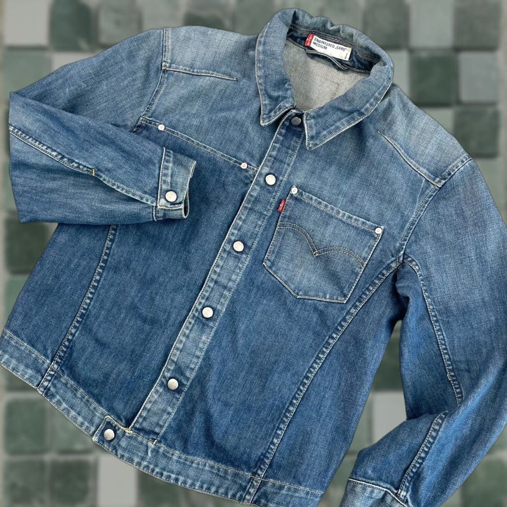 Levi's VINTAGE Levi's Engineered Jacket Men Medium Blue Washed Denim Red Tab 70100-0853 Size US M / EU 48-50 / 2 - 1 Thumbnail