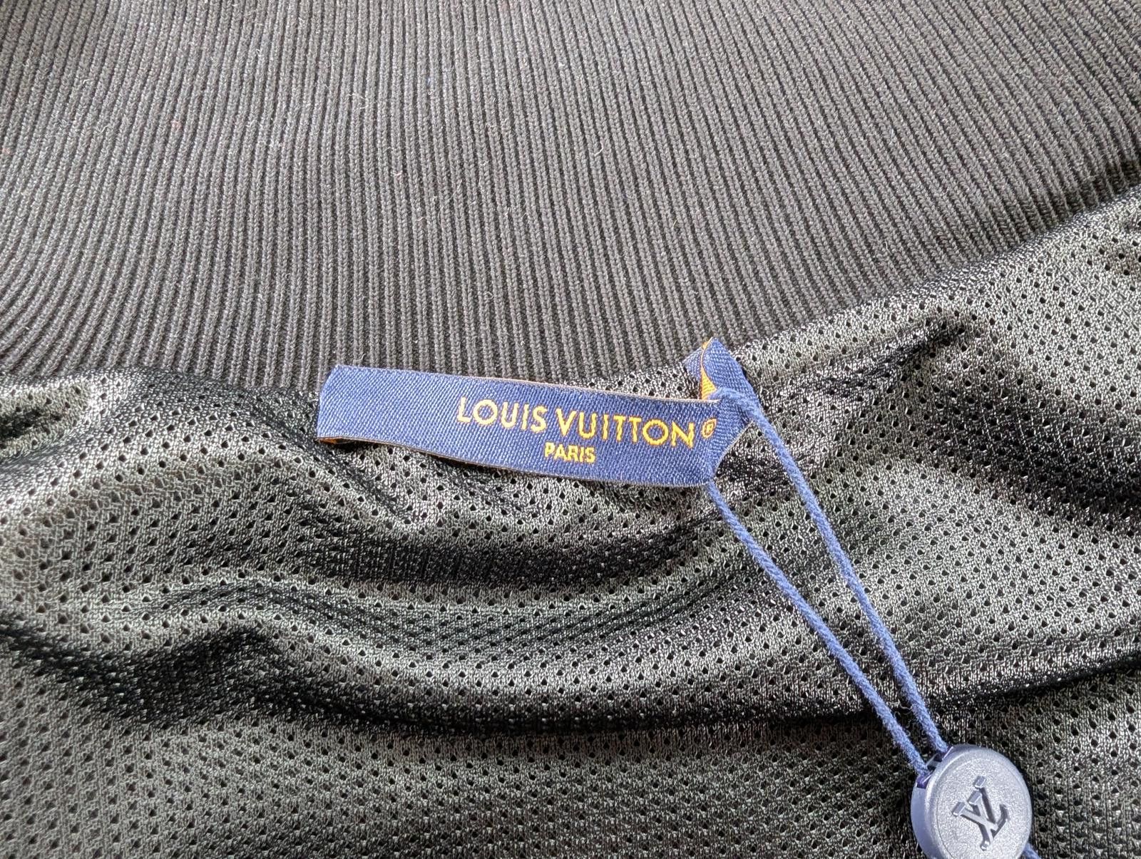 Louis Vuitton Louis Vuitton Embossed Monogram Tracktop in Black Size US XL / EU 56 / 4 - 8 Thumbnail