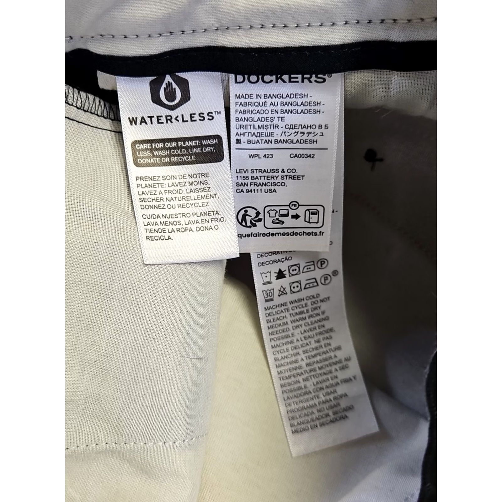 Dockers Dockers Slim Fit Black Dress Pants 34x32 Men’s Flat Front Stretch Waterless Regular Inseam 32 Pants Size US 34 / EU 50 - 6 Thumbnail