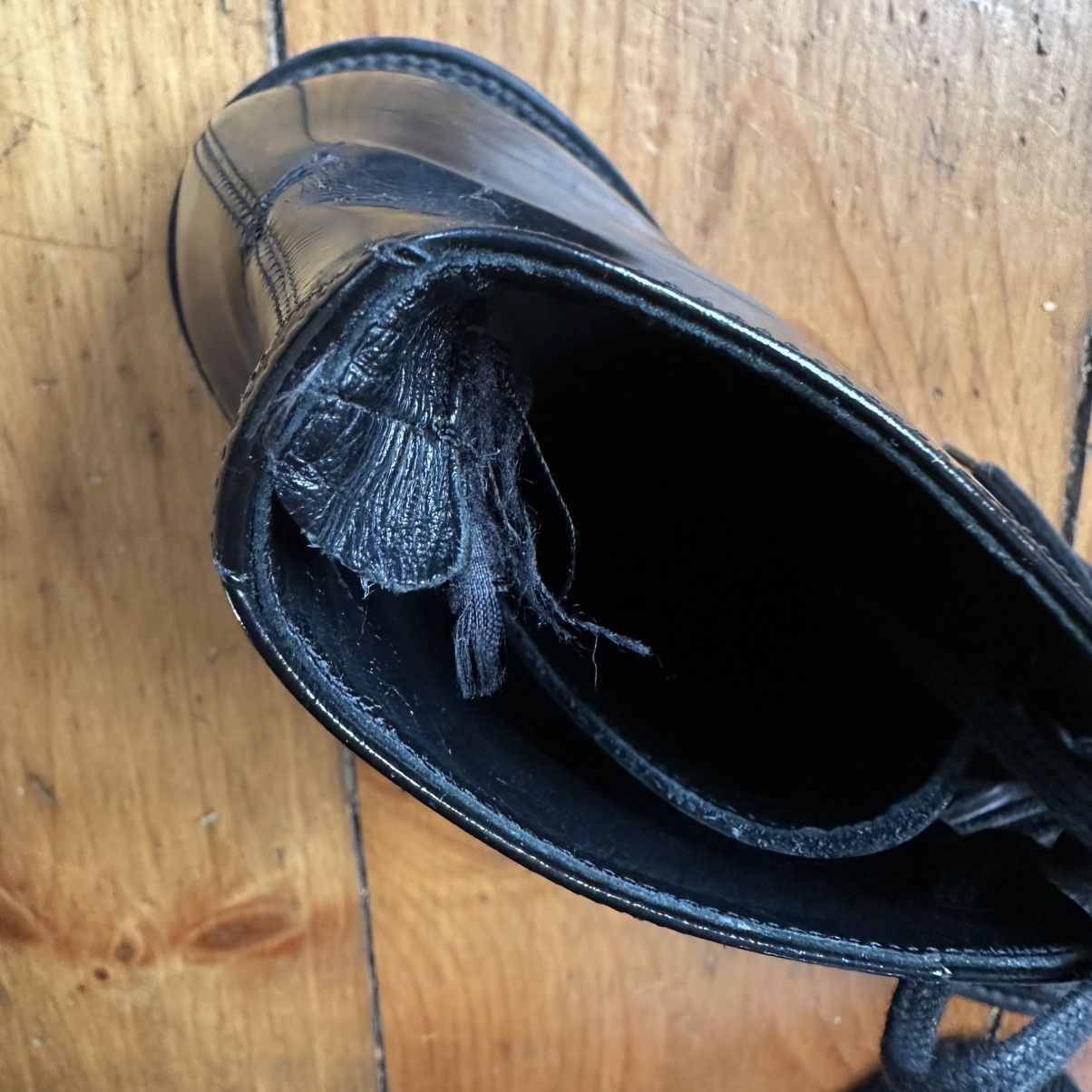 Saint Laurent Paris Saint Laurent Paris FW15 Patent Dress Combat Boot Size US 9 / EU 42 - 5 Thumbnail