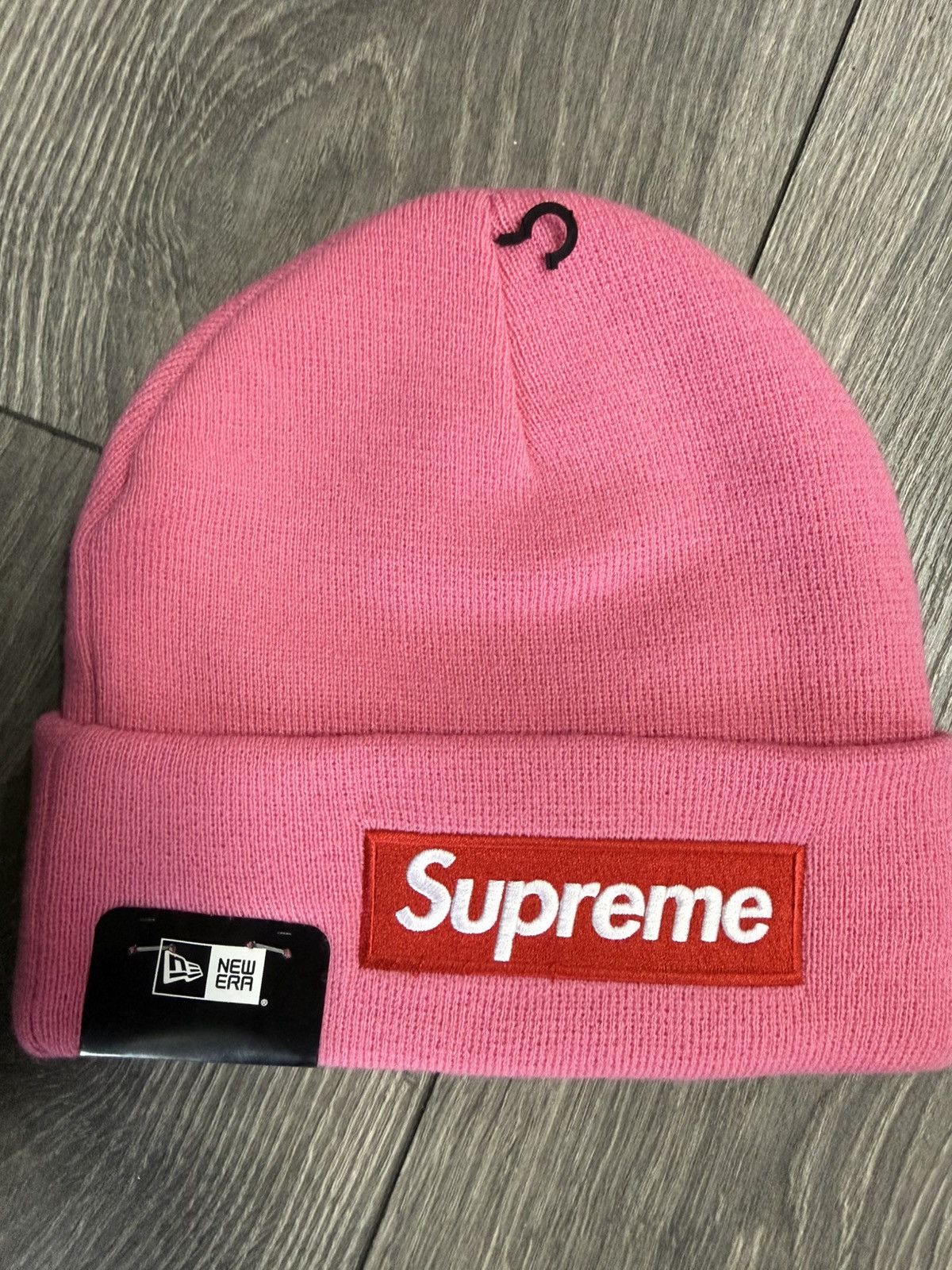 New Era × Supreme Supreme Beanie Size ONE SIZE - 1 Thumbnail