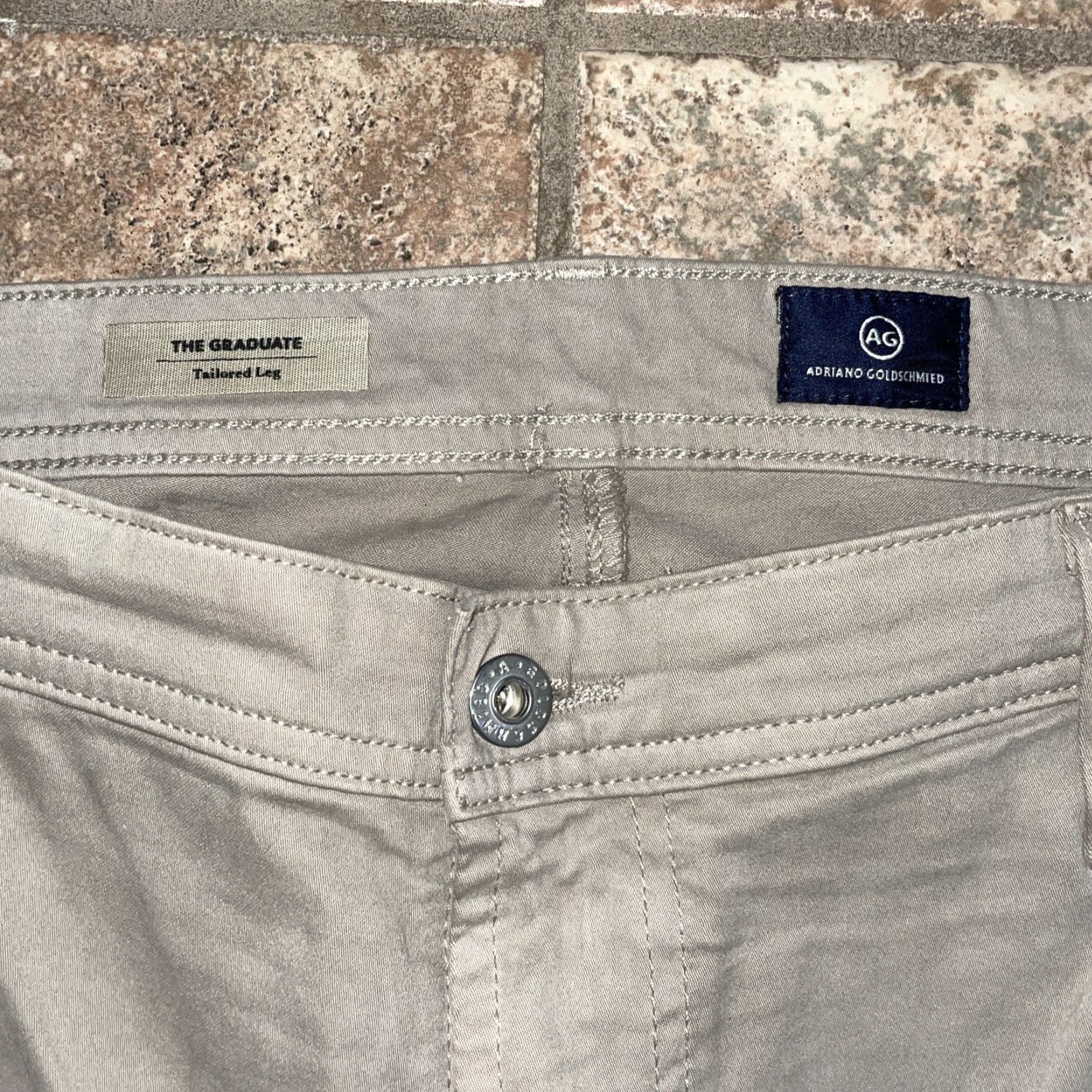 Vintage AG Adriano Goldschmied The Graduate Beige Pants Mens 40x32 Chino Regular Beige 40 32 Mens Size US 40 / EU 56 - 2 Thumbnail