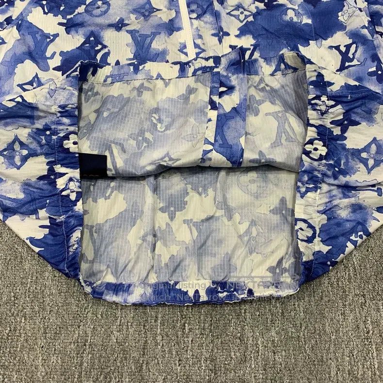 Louis Vuitton Louis Vuitton Blue ink full print assault jacket Size US M / EU 48-50 / 2 - 8 Thumbnail