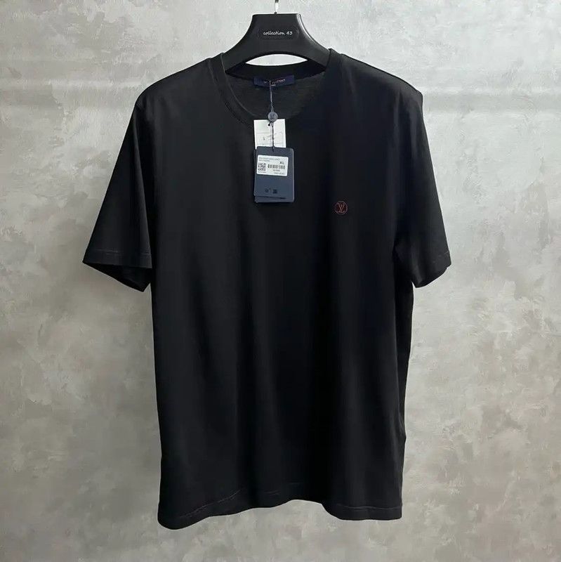 Louis Vuitton Black Cotton Men's T-shirt 0089