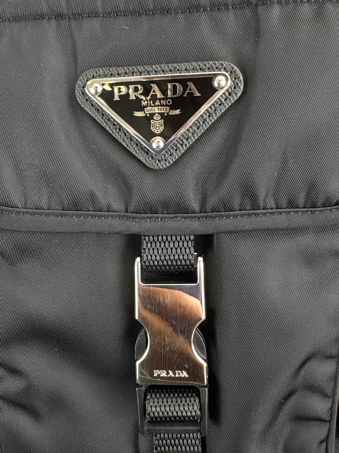 Prada PRADA Triangle Logo Nylon Jacket K1 Size US L / EU 52-54 / 3 - 3 Thumbnail