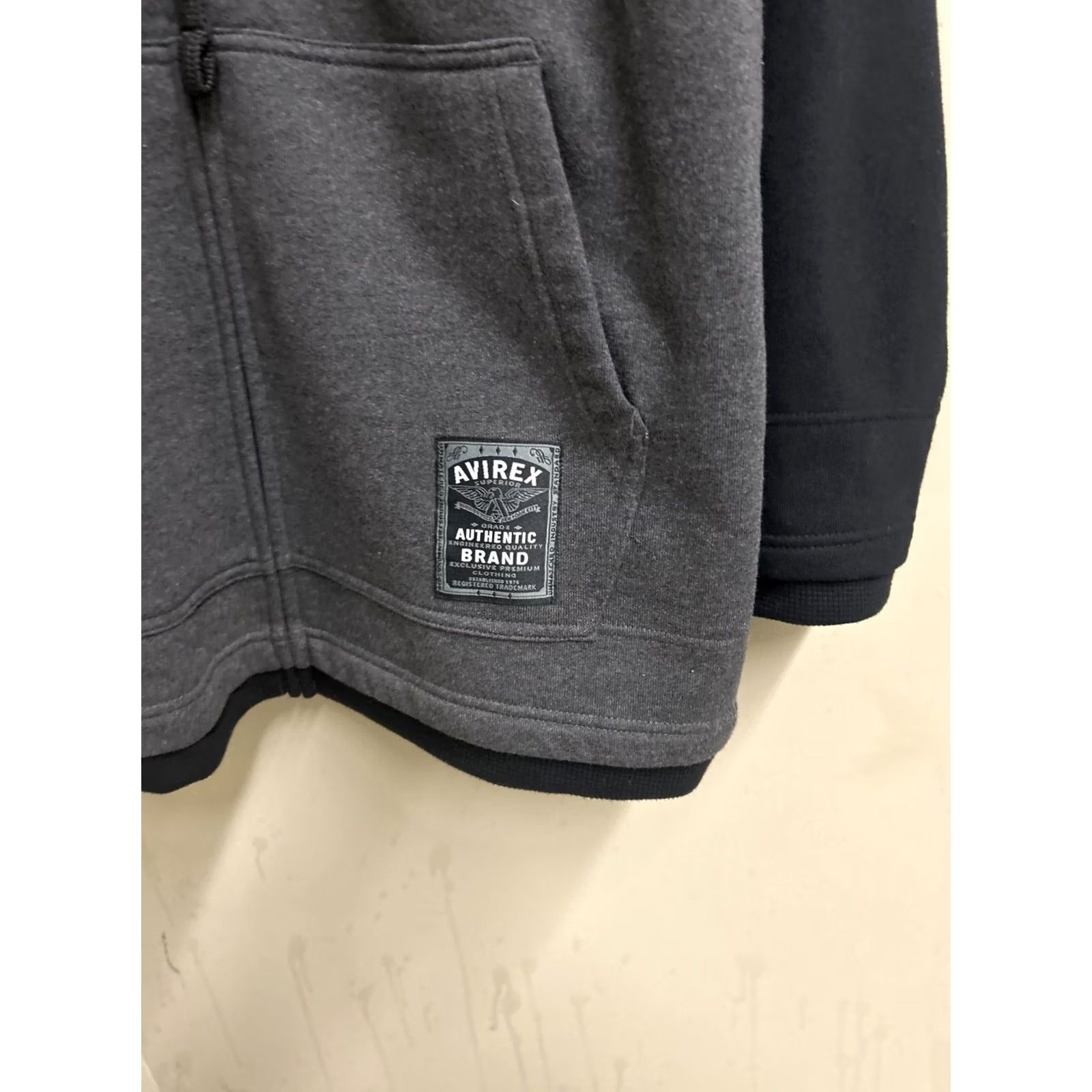 Avirex VINTAGE Avirex Hoodie Medium M Gray Hip Hop 90s 2000s Men Size US M / EU 48-50 / 2 - 3 Thumbnail