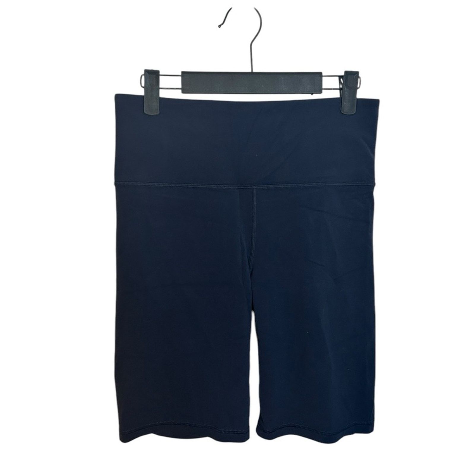 Athleta Athleta Navy Blue Ultra High Rise Elation 9” Short Size 30" / US 8 / IT 44 - 1 Thumbnail