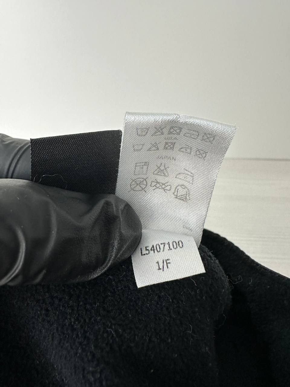 Other Lowe Alpine Waterproof Hat Black Nylon Fleece Adjustable Size ONE SIZE - 8 Thumbnail