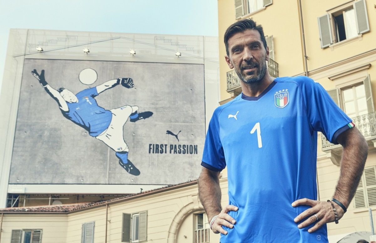 Puma ITALY PUMA 2018 WORLD CUP PLAYER ISSUE GK JERSEY #1 BUFFON Size US XL / EU 56 / 4 - 13 Thumbnail