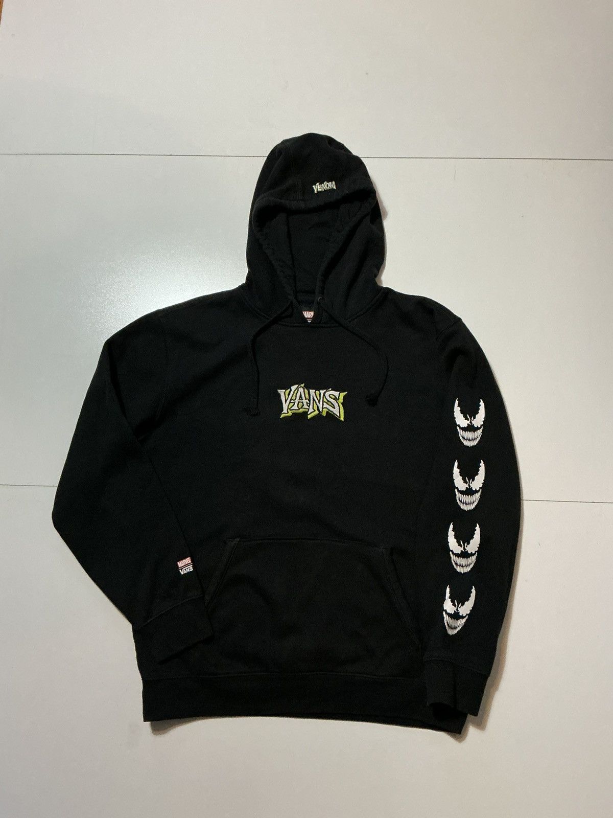 Vans Vans X Marvel Comics Venom Embroidered Pullover Hoodie Size US L / EU 52-54 / 3 - 2 Thumbnail