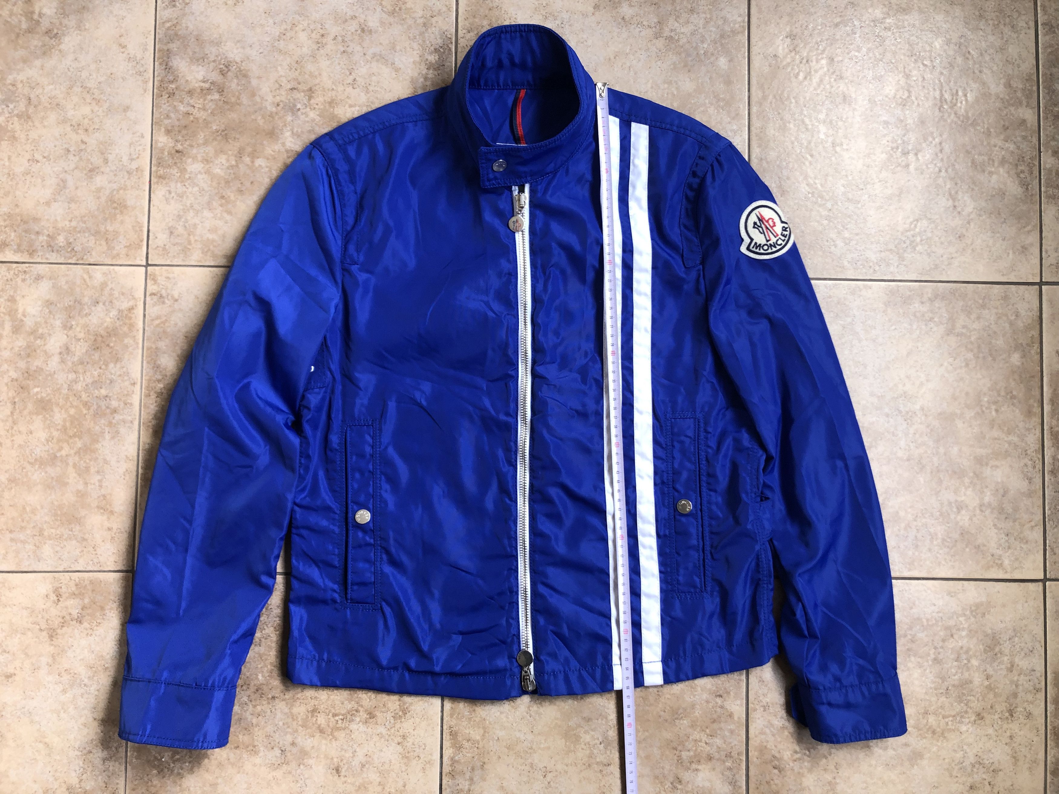 Moncler Moncler Big Logo Blue Lightweight Jacket Size 3 Size US L / EU 52-54 / 3 - 6 Thumbnail