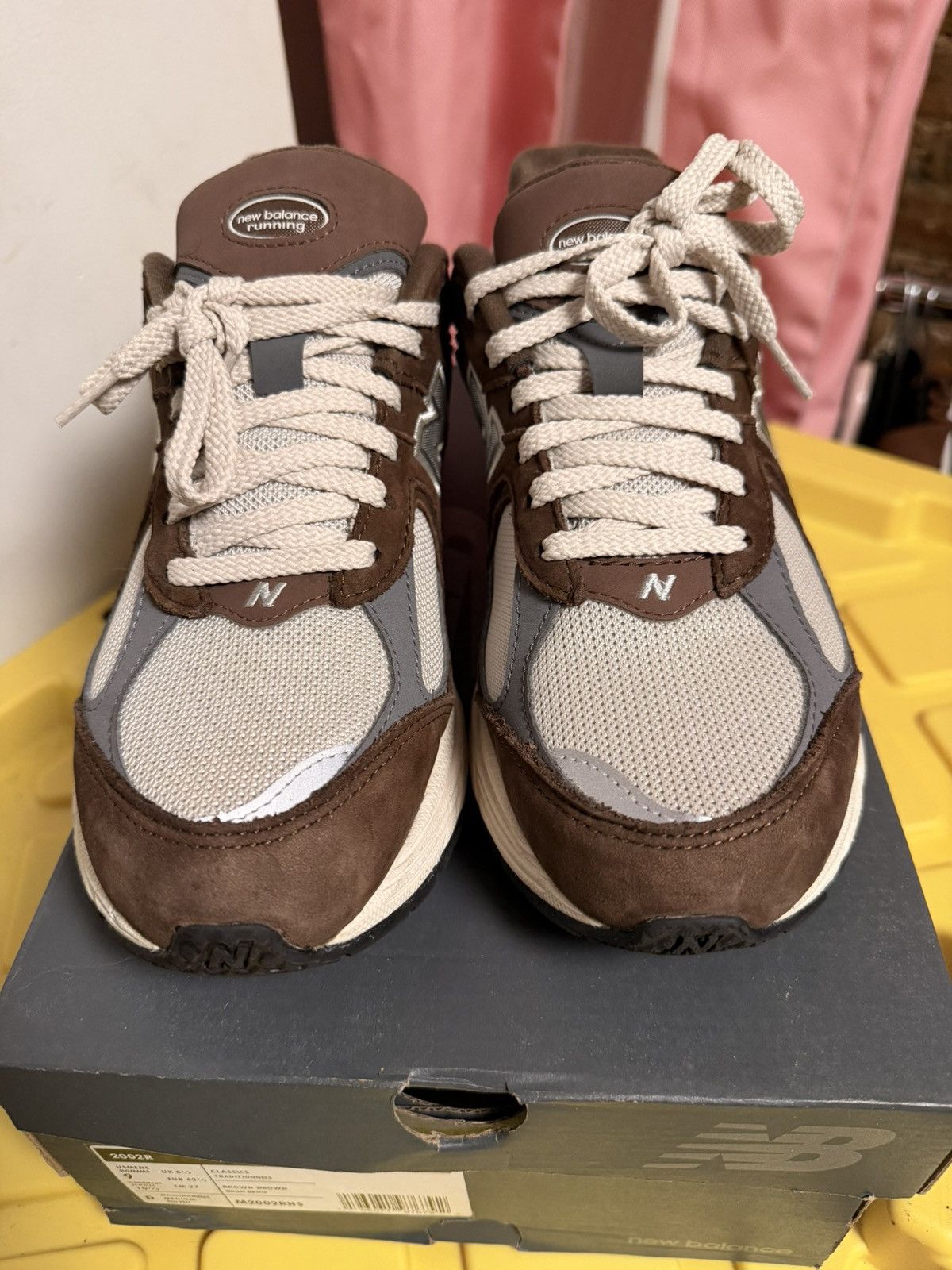 New Balance New Balance 2002r Size US 9 / EU 42 - 2 Thumbnail
