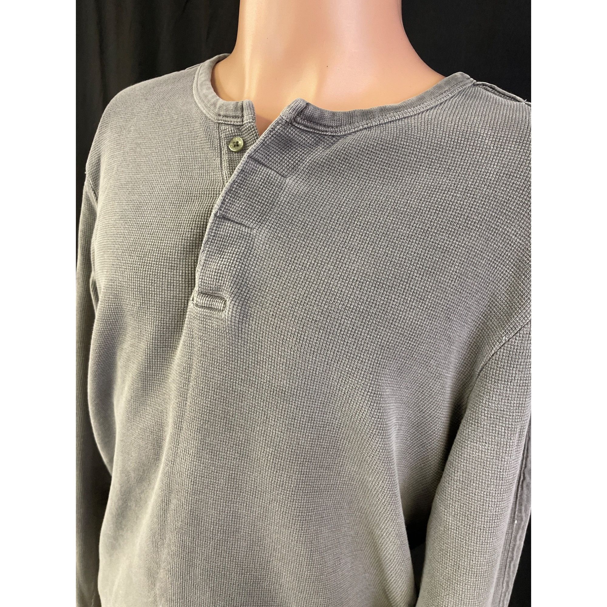 Armani Exchange Armani Exchange Men's Gray Pull over 3 button T-shirt/sweate Size US M / EU 48-50 / 2 - 3 Thumbnail