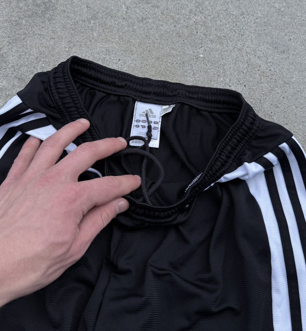 Adidas Vintage Adidas y2k streetwear track oversized shorts Size US 32 / EU 48 - 6 Thumbnail