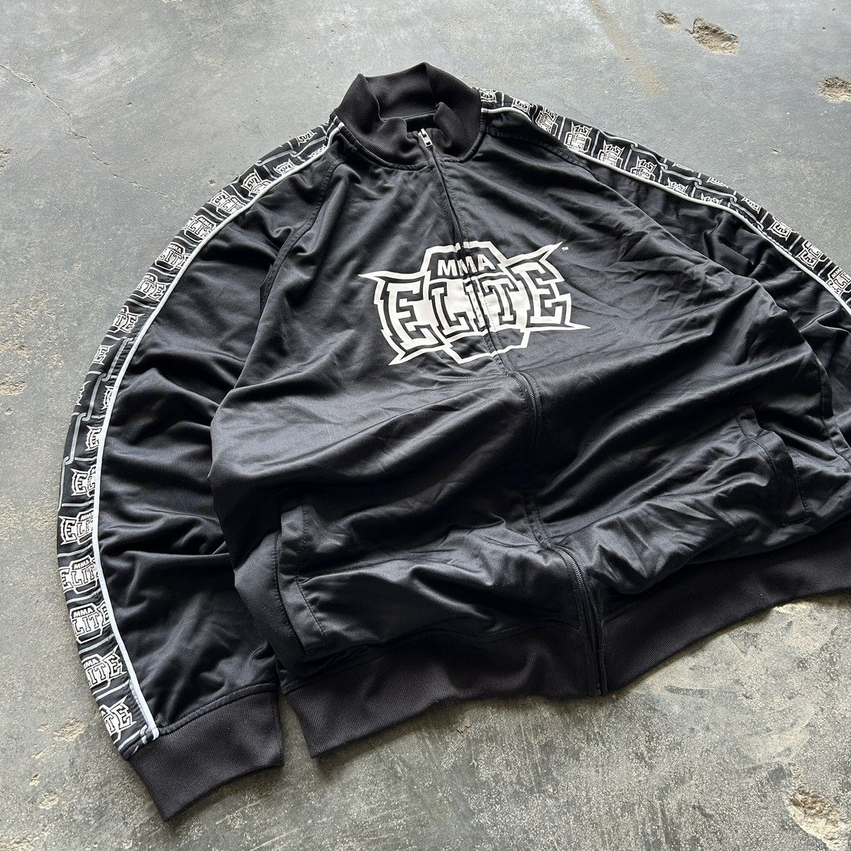 Other MMA Elite Zip Jacket Size US L / EU 52-54 / 3 - 1 Thumbnail