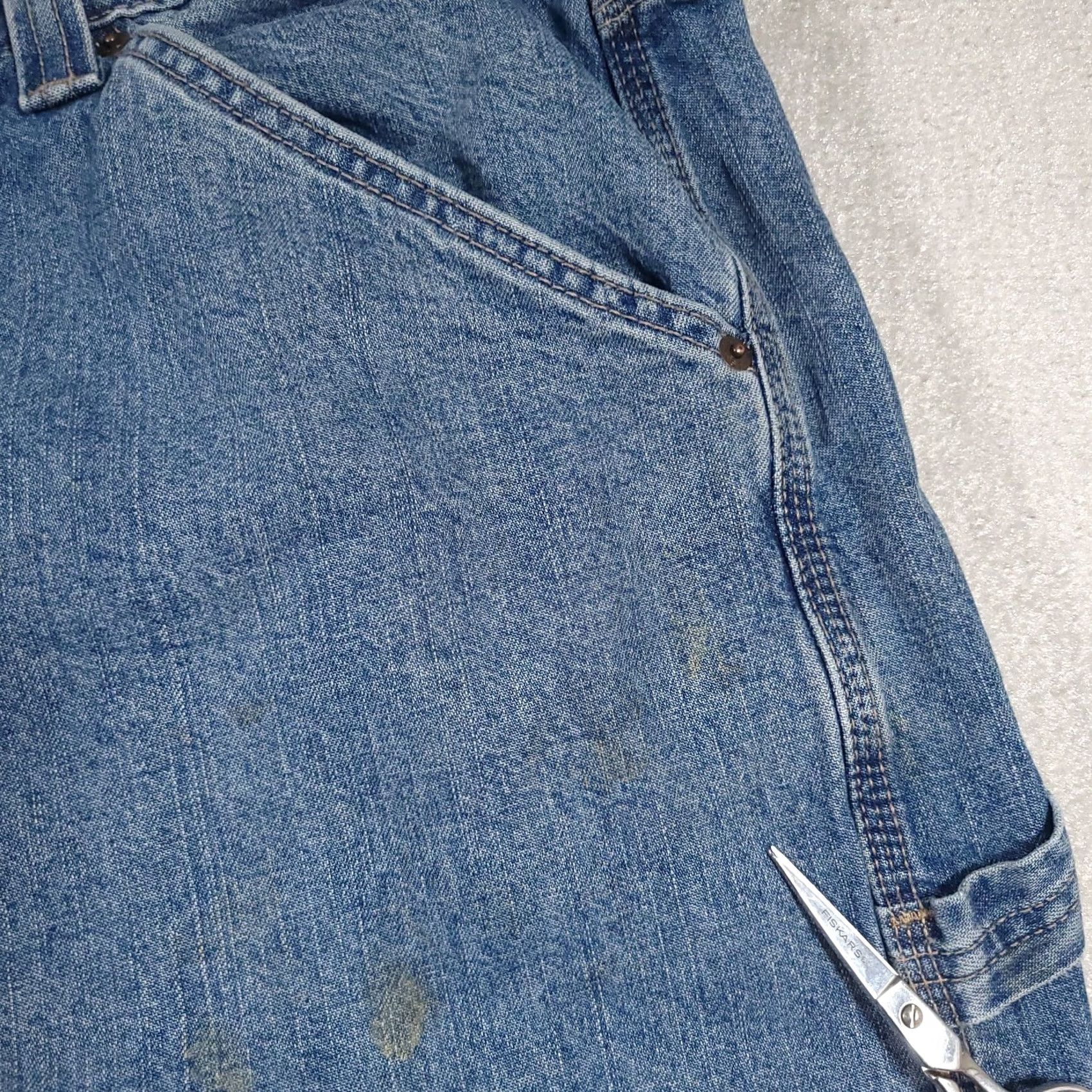 Levi's VINTAGE Levi’s Strauss Signature Gold Label Carpenter Jeans Mens 46X32 Regular Denim Gold 42X31 Jeans Mens CarpentER Workwear Stains Included Size US 30 / EU 46 - 5 Thumbnail