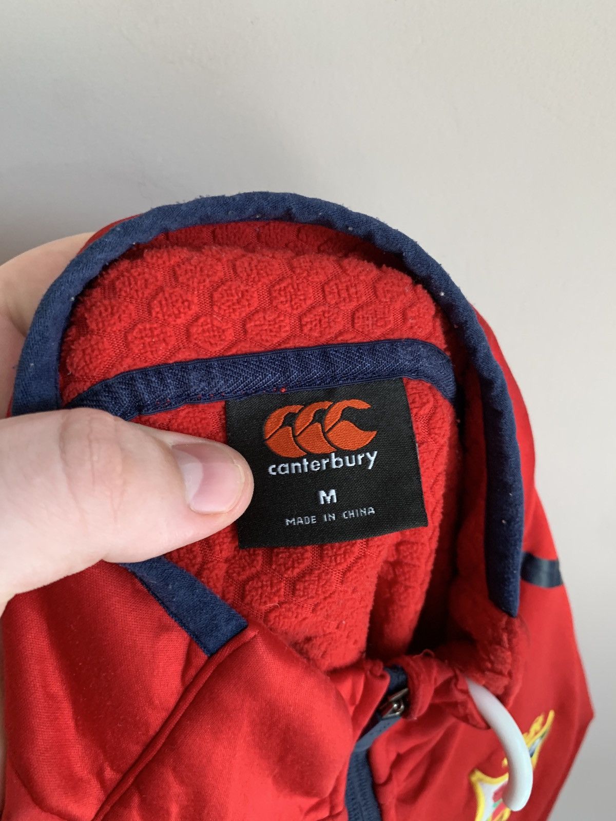 Canterbury of New Zealand British and Irish Lions Red Sweatshirt Rugby Canterbury Sz M Size US M / EU 48-50 / 2 - 21 Thumbnail
