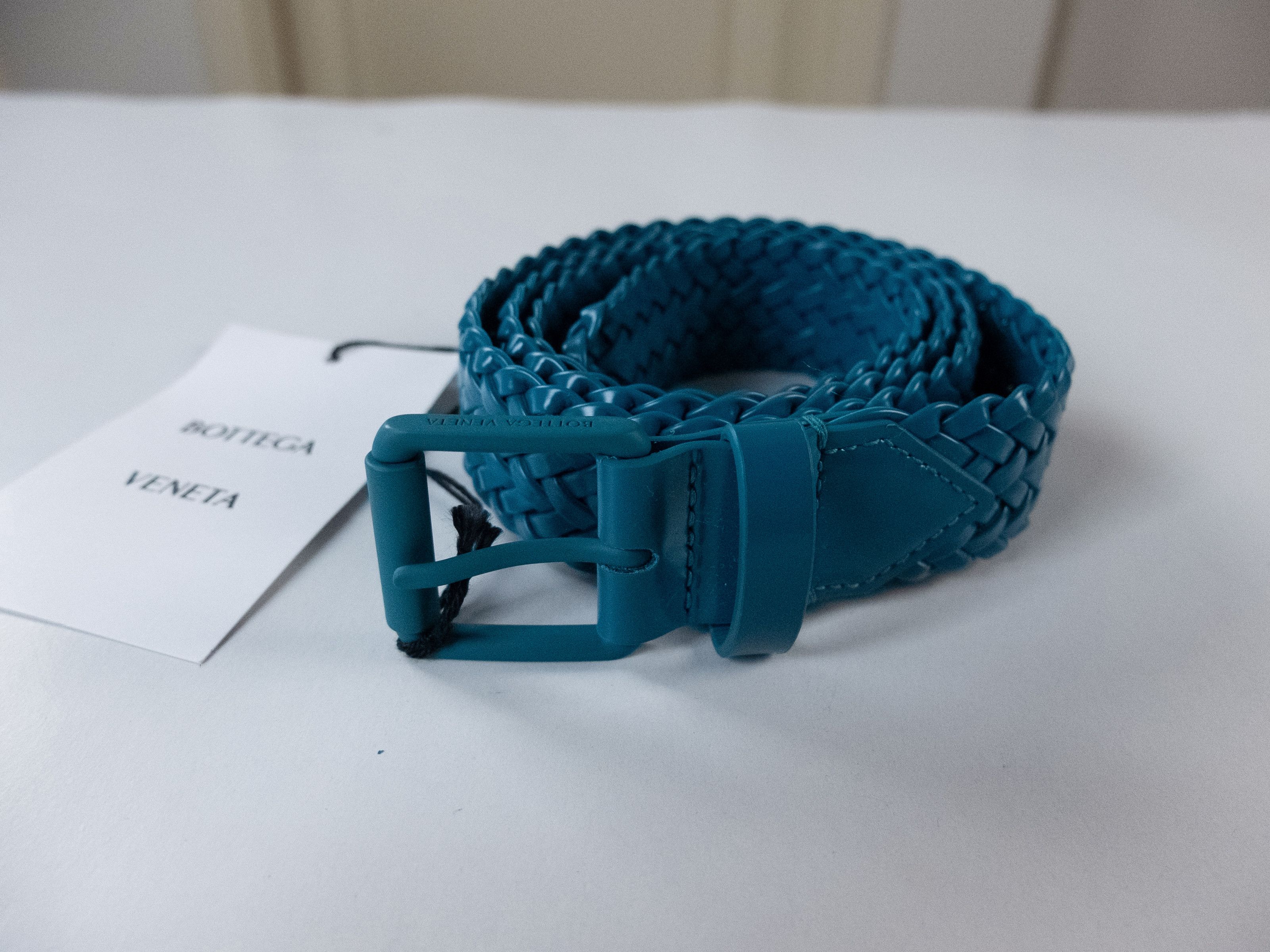 Bottega Veneta BOTTEGA VENETA blue triangle buckle leather 