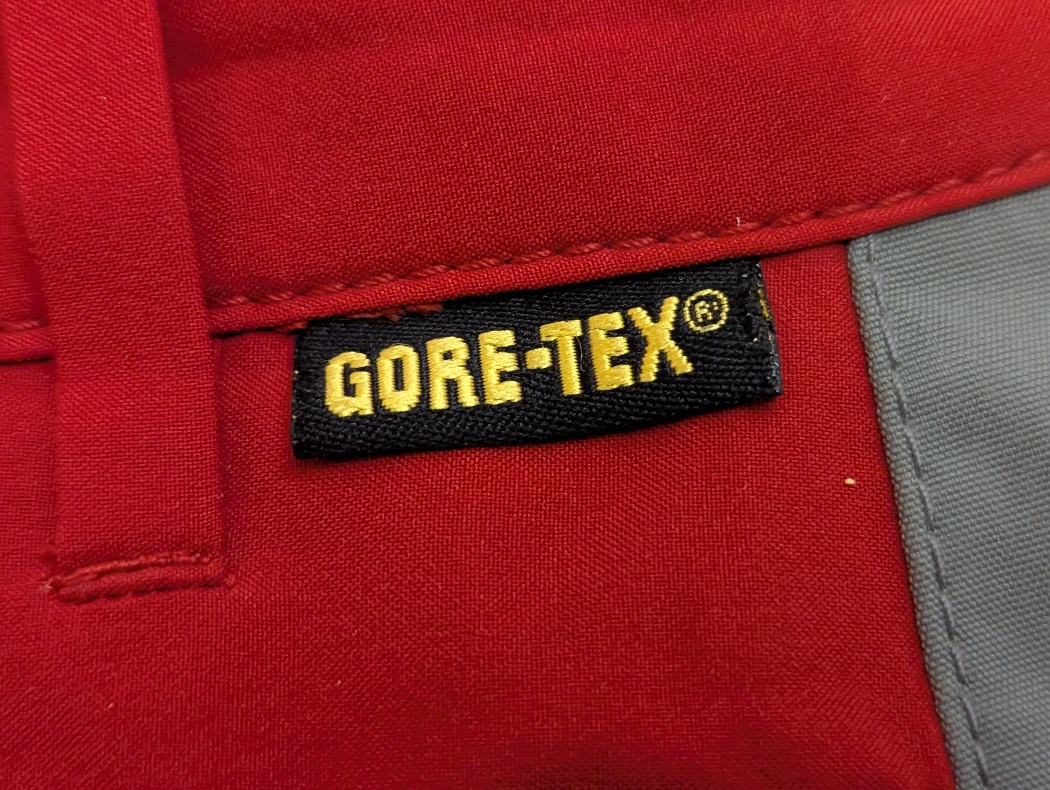 Prada Prada Goretex Vintage Ski Pants Red Tab Y2K Gorcope Size US 27 - 8 Thumbnail