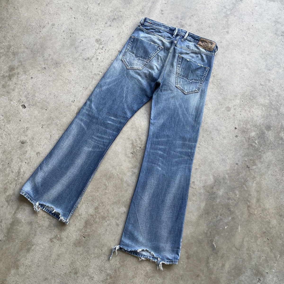 Diesel Vintage Diesel Industry BootCut Distressed Wash Jeans Pants Size US 32 / EU 48 - 14 Thumbnail