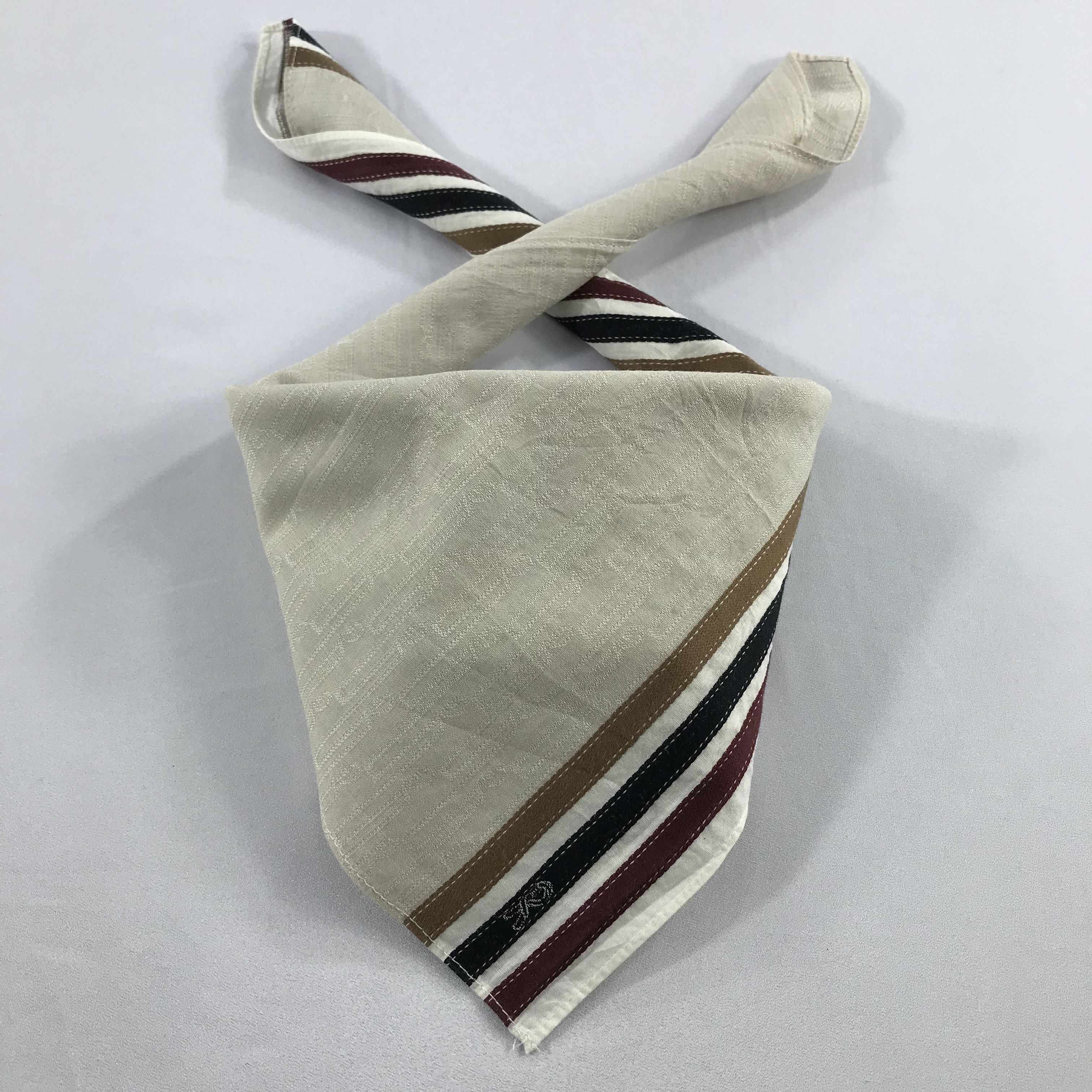 Roberta di Camerino × Vintage Roberta Di Camerino Bandana /Handkerchief/Neckerchief -S2130 Size ONE SIZE - 3 Thumbnail