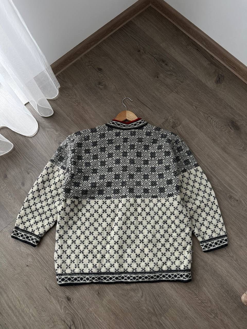 Japanese Brand × Vintage Vintage Nordic Jumper Fair Isle Wool Sweater Size L / US 10 / IT 46 - 11 Thumbnail