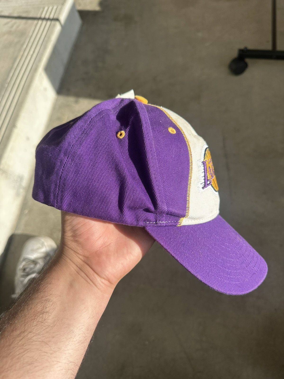 NBA Brand New Vintage 80s/90s Los Angeles Lakers Hat with Tags Size ONE SIZE - 2 Thumbnail