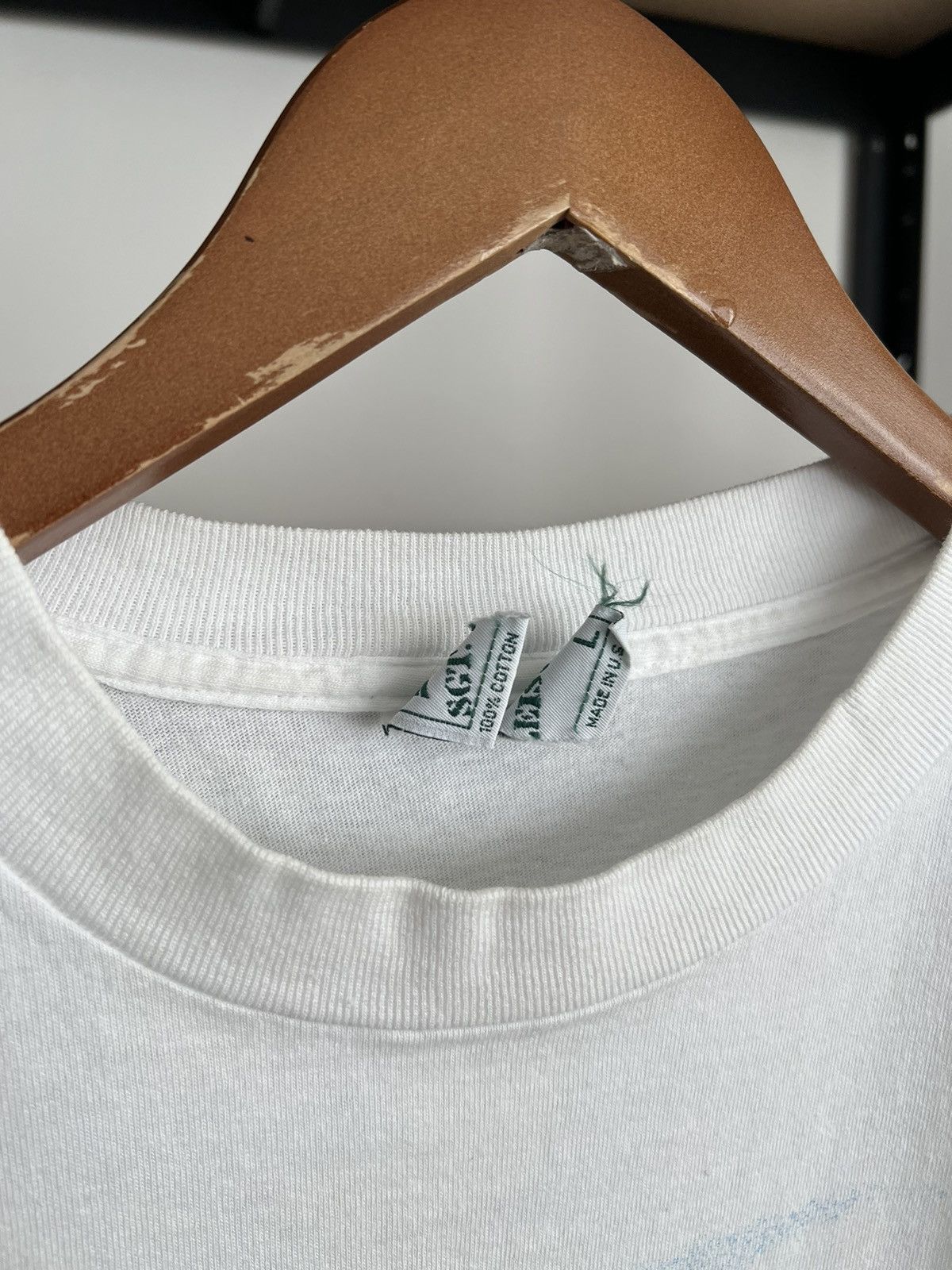 Vintage Vintage 90s Jesus Christ John 1:29 Made in USA White T-shirt Size US L / EU 52-54 / 3 - 10 Thumbnail