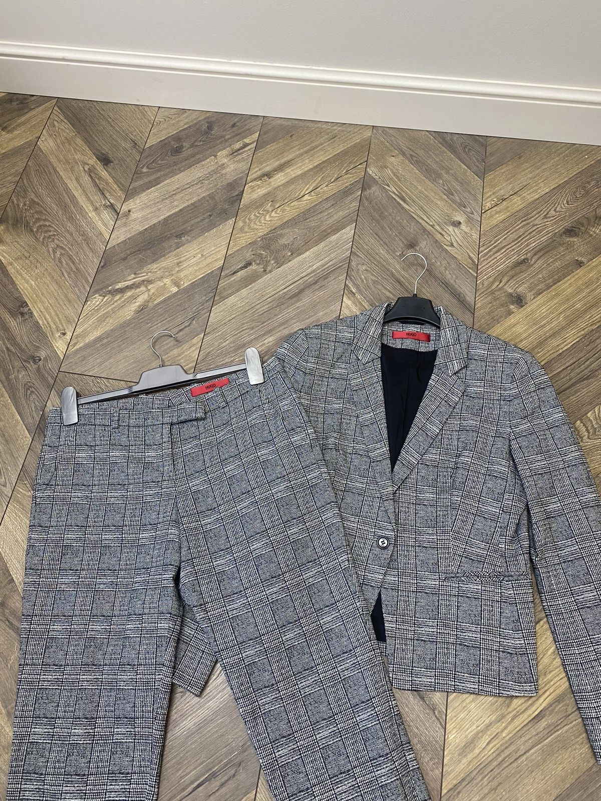 Hugo × Hugo Boss × Vintage Vintage Hugo Boss Luxury Women’s Suit Size M / US 6-8 / IT 42-44 - 4 Thumbnail