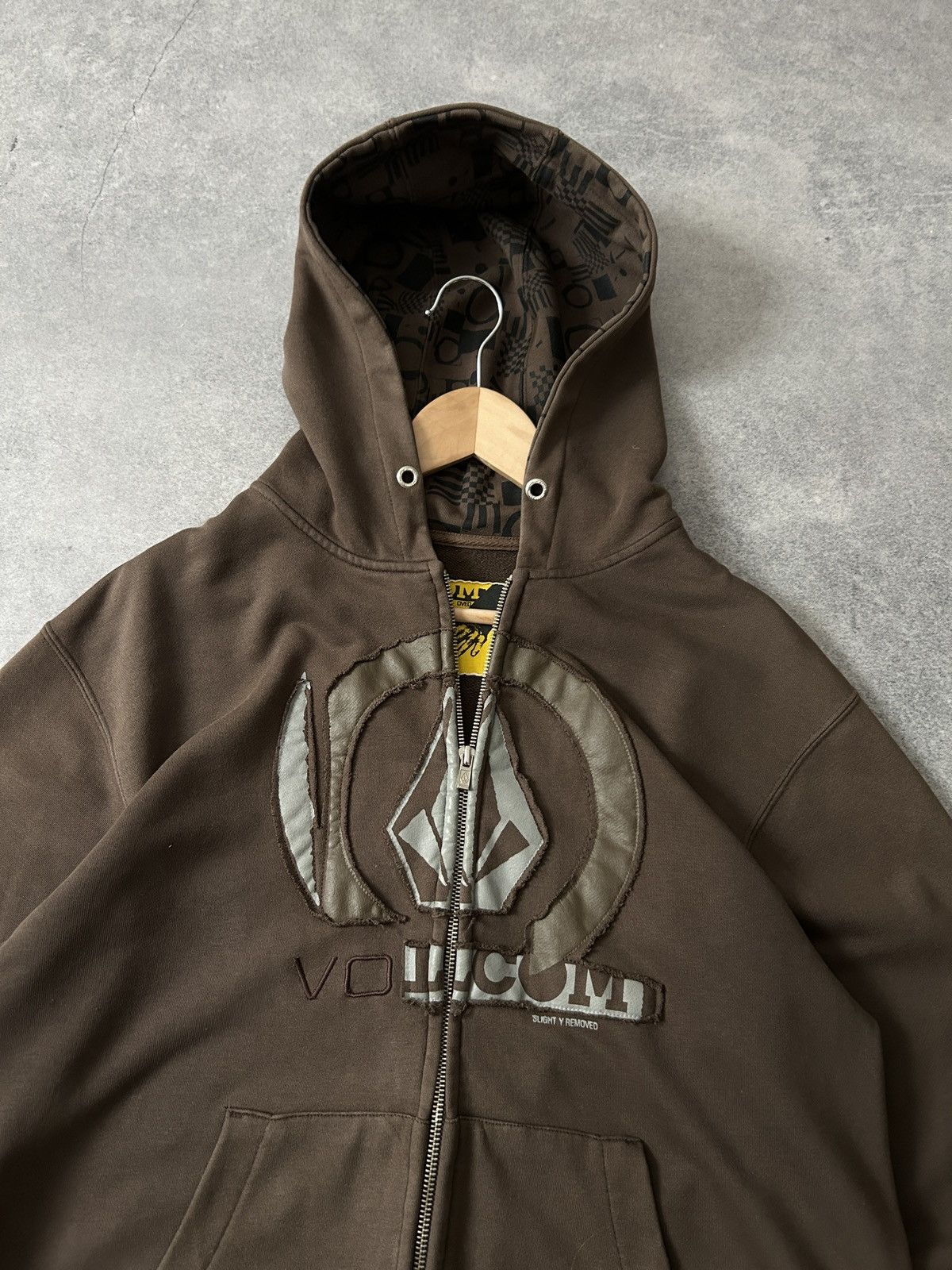 Volcom Vintage Volcom Brown Distressed zip-hoodies y2k style Size US L / EU 52-54 / 3 - 4 Thumbnail