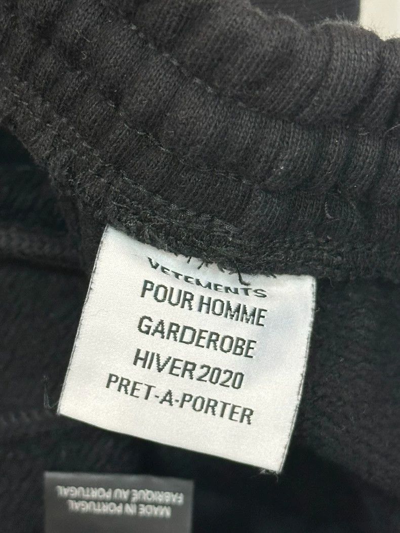 Vetements Vetements Patchwork Anti-War Sanskrit Sweatpants Size US 44 / EU 60 - 2 Thumbnail