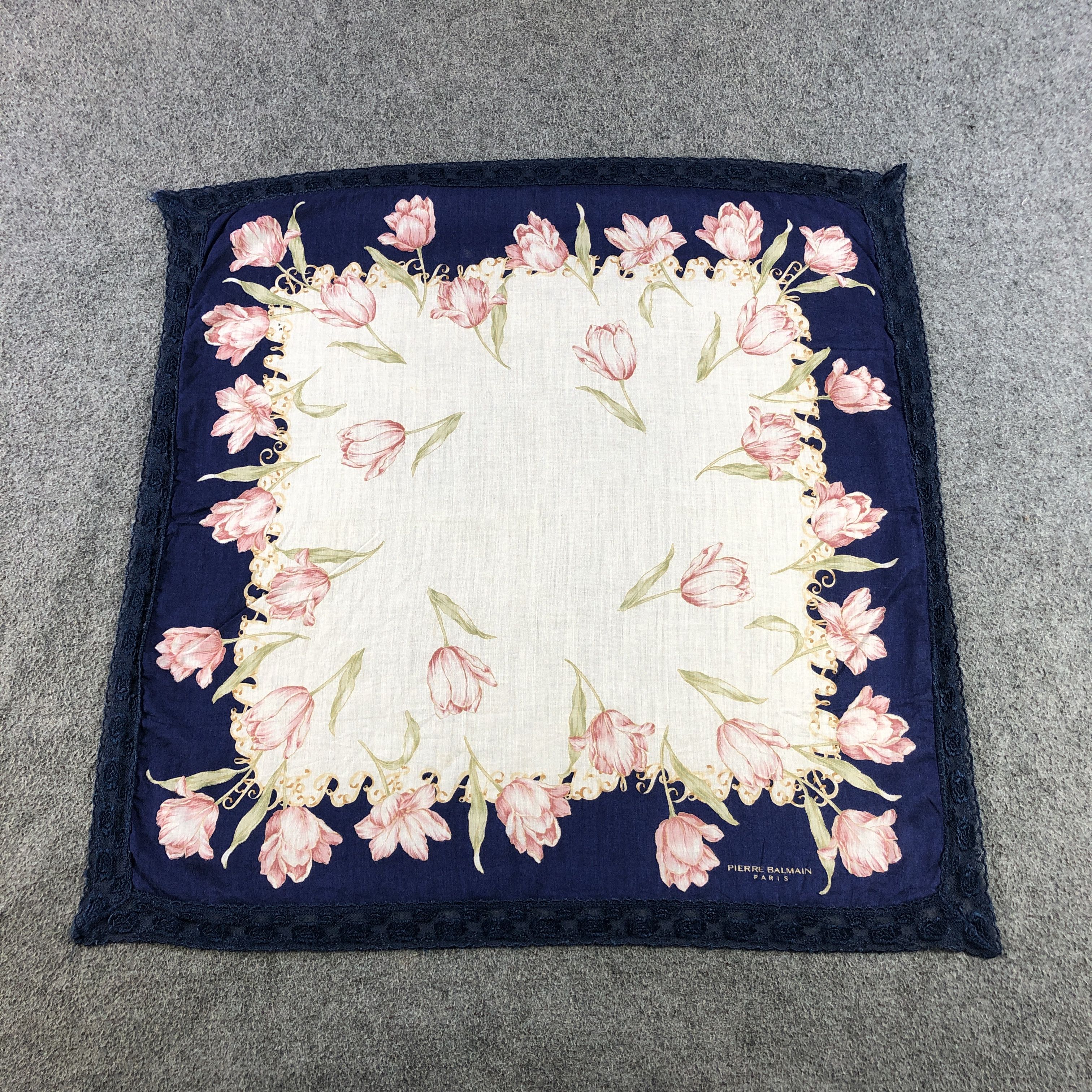 Pierre Balmain Pierre Balmain Handkerchief Neckerchief Bandana H2336 Size ONE SIZE - 1 Thumbnail