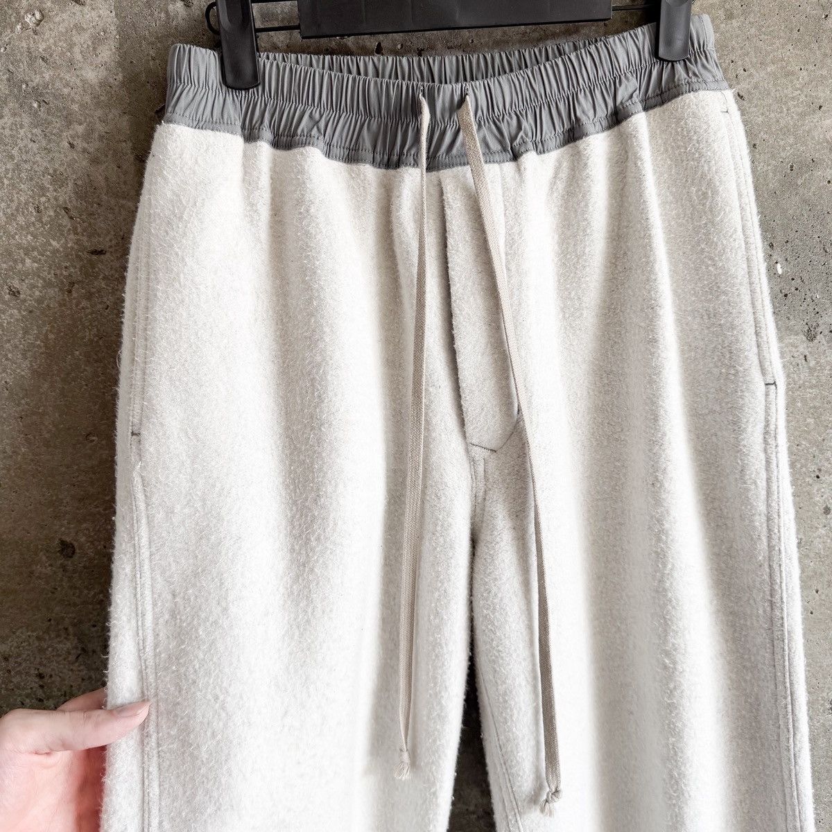 Rick Owens Drkshdw Rick Owens DRKSHDW AW20 Inside Out Reverse Wide Sweatpants Size US 32 / EU 48 - 2 Thumbnail