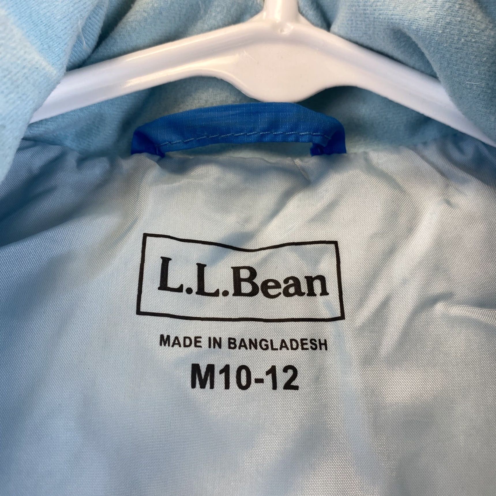 Vintage L.L. Bean Blue Sleeveless Full Zip Polyester Down Vest. M 10-12 Women’s / 50-12 Size M / US 6-8 / IT 42-44 - 3 Thumbnail