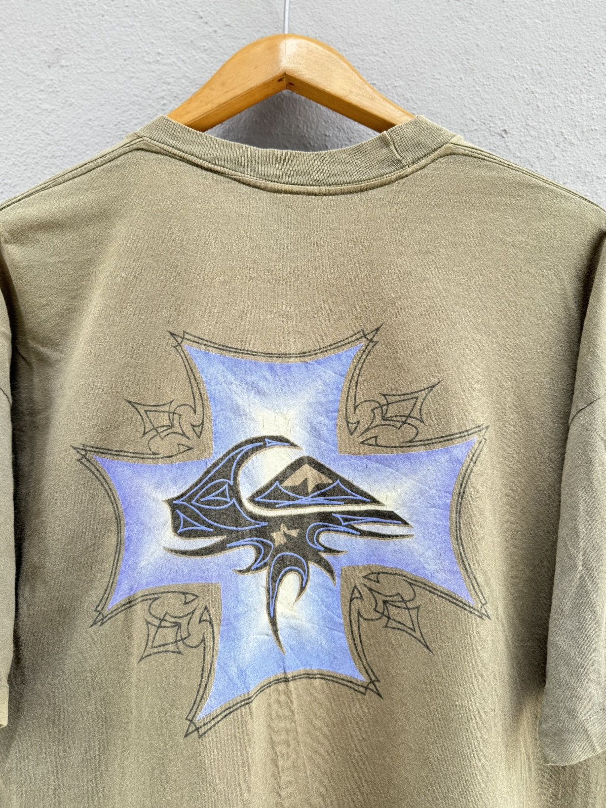 West Coast Choppers Thrashed Vintage 90s Quiksilver Surf Rare Logo Sun Faded Tee Size US XL / EU 56 / 4 - 2 Thumbnail