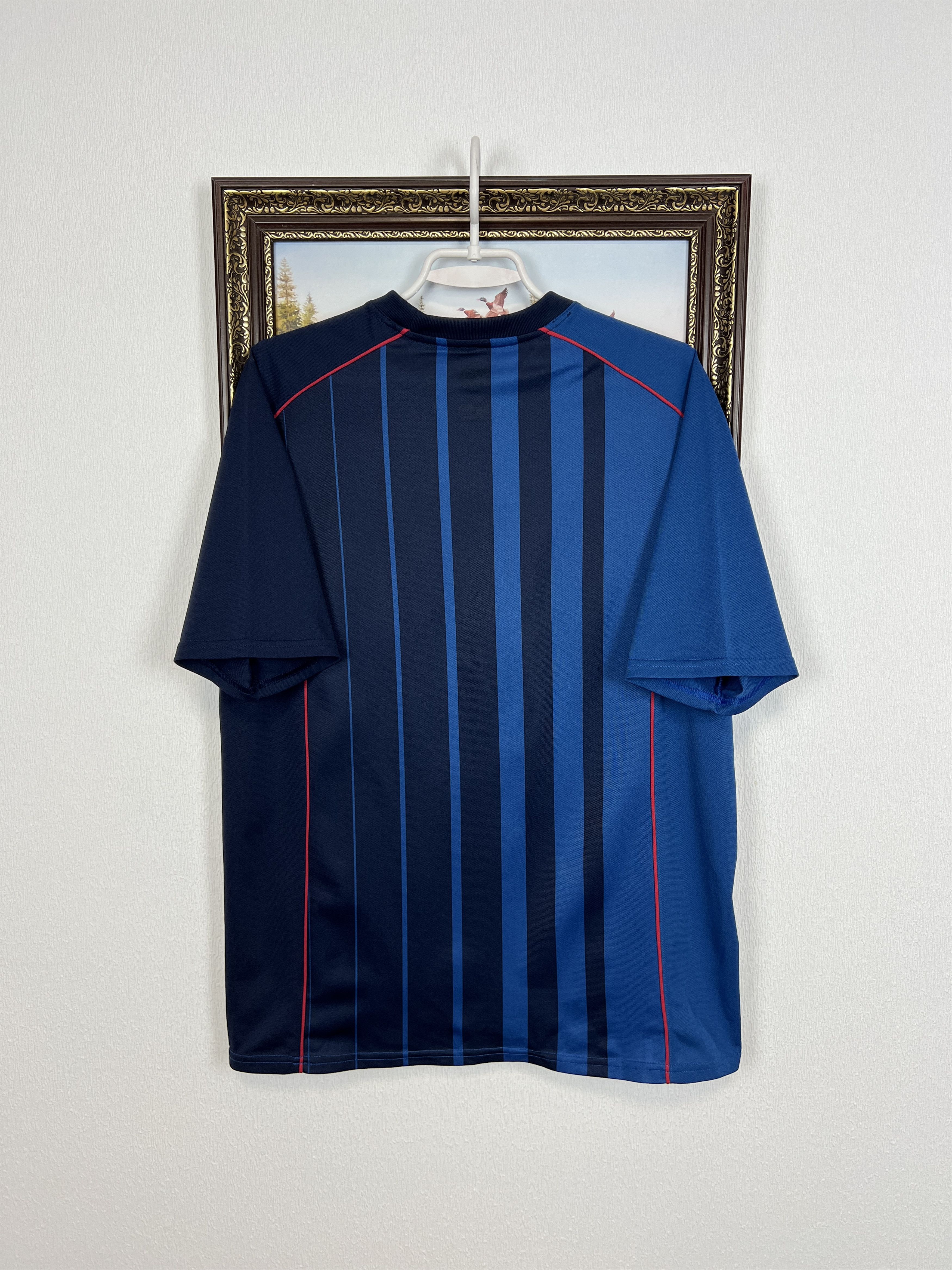 Barcelona football shirt 2004 Soccer Nike Jersey Tee Hype