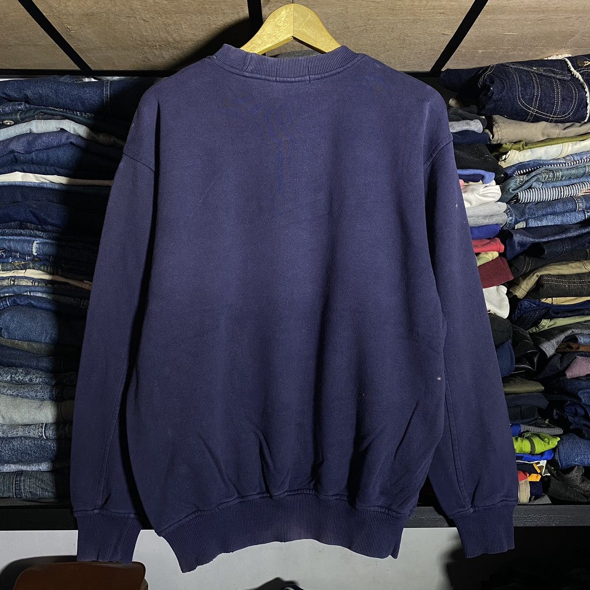 Valentino Vintage Valentino Distressed Sunfaded Sweatershirt Size US M / EU 48-50 / 2 - 2 Thumbnail