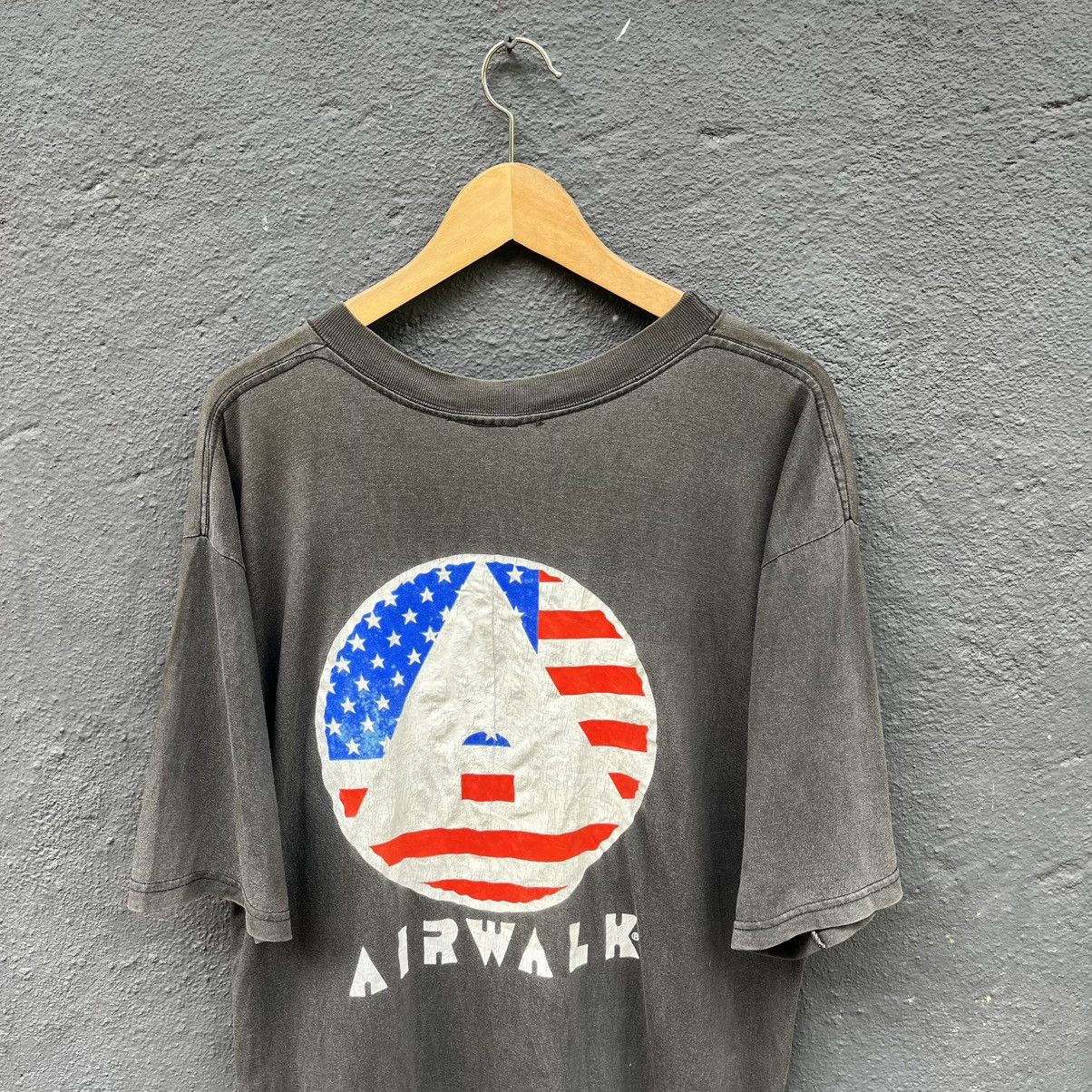 Airwalk Thrashed Faded 90s Airwalk Skateboard Brand Tee Size US L / EU 52-54 / 3 - 2 Thumbnail