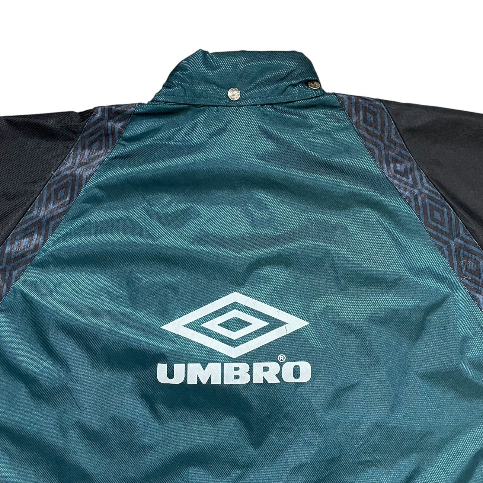 Umbro RARE VTG 90s AJAX AMSTERDAM PRO TRAINING WINDBREAKER JACKET Size US M / EU 48-50 / 2 - 3 Thumbnail